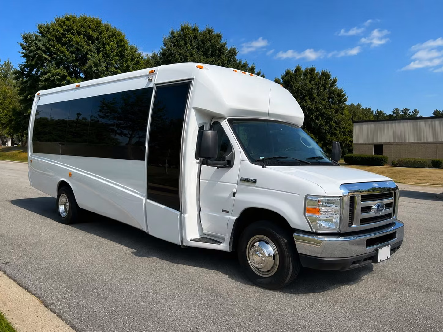 18 passenger minibus